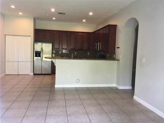 Building Photo - 16637 SW 52nd St