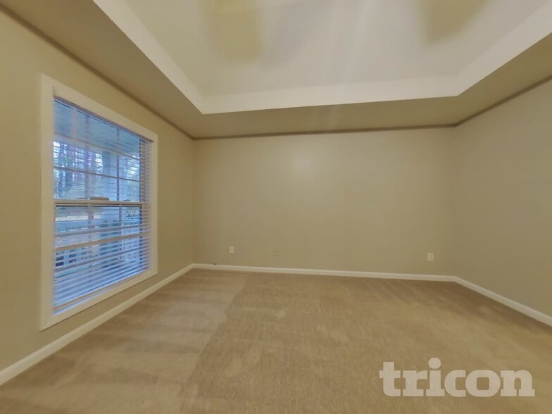 Building Photo - 129 Avery Way