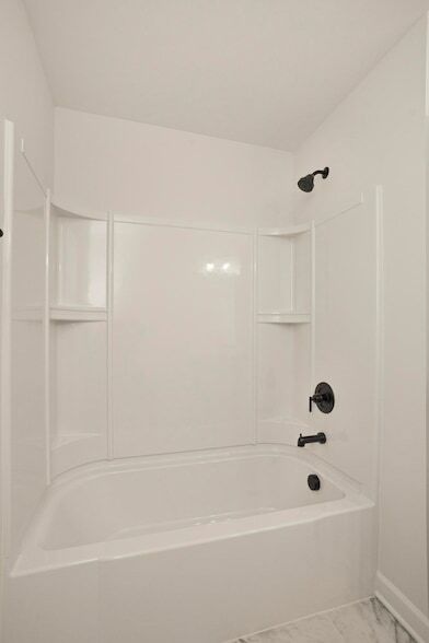 Building Photo - 505 Tappan Private Ln