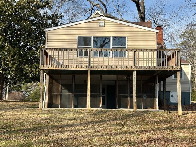 Building Photo - House in Bedford with Lot of Outdoor Space.