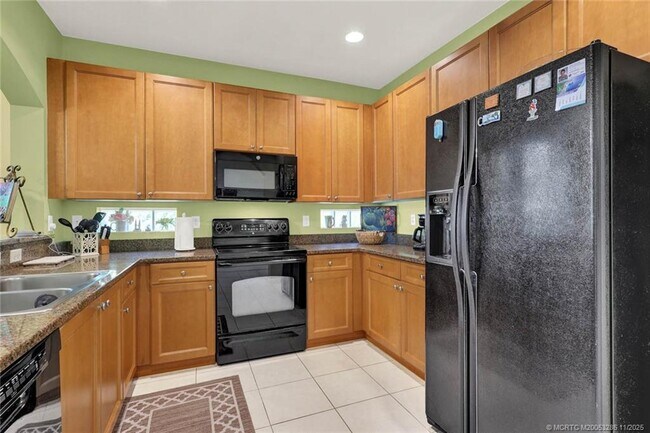 Building Photo - 301 S Compass Dr