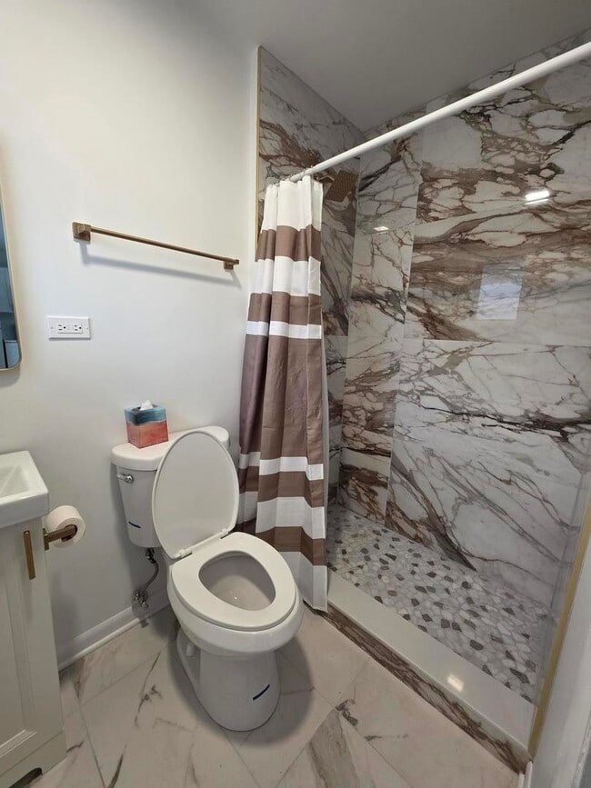 Building Photo - 14716 Dorchester Ave