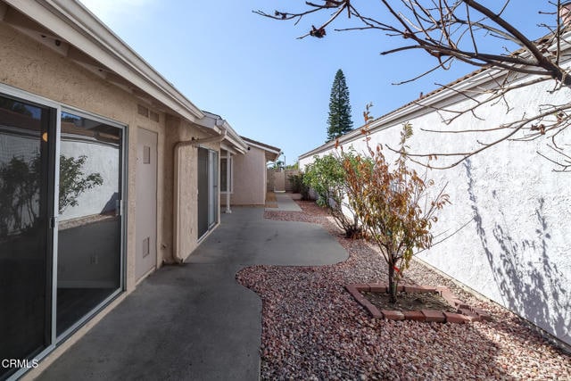 Building Photo - 936 Belmont Ave