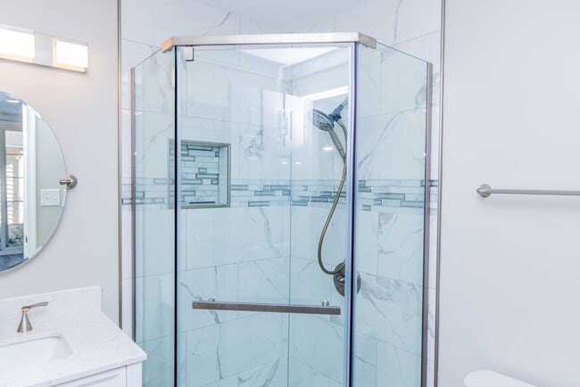 Building Photo - Settle in to this beautiful 3 bed 3 bath in Mechanicsville!