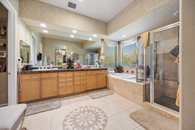 Building Photo - 74068 Kokopelli Cir