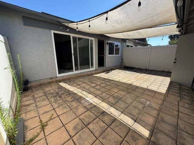 Building Photo - 670 Kumquat Way