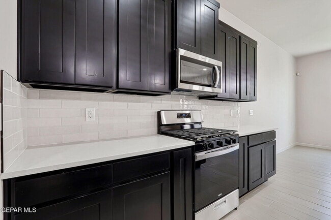 Building Photo - 13649 Keighly St