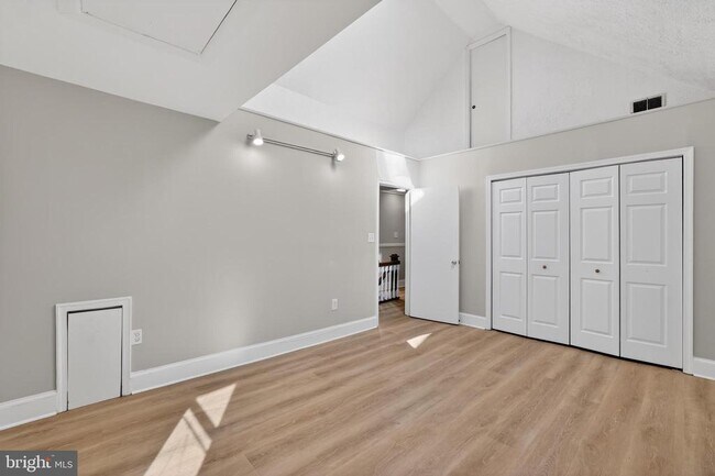 Building Photo - 3309 Martin Luther King Jr Ave SE