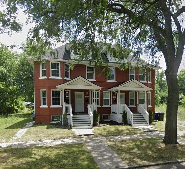 Building Photo - 86 Englewood St