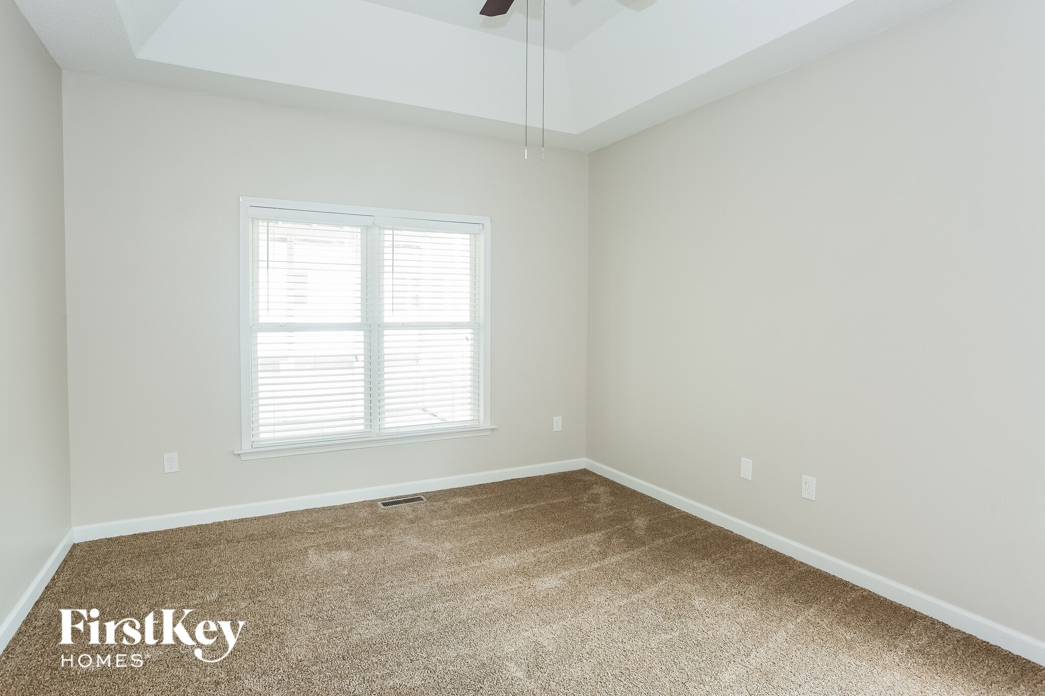 Building Photo - 376 Stonehaven Ct SW