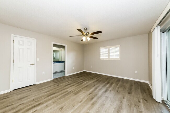 Building Photo - 2003 Old Arbor Ct