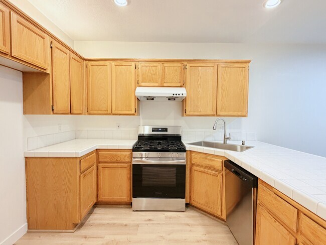 Primary Photo - 316 Torito Ln