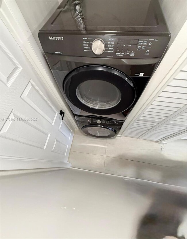 Building Photo - 800 Jann Ave