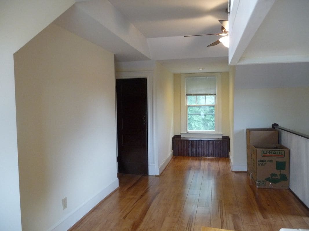 Building Photo - 1311 Sunken Rd