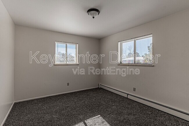 Building Photo - 4588 Everett St