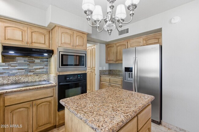 Building Photo - 15912 Centipede Dr