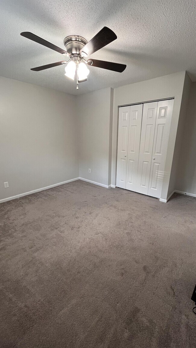 Building Photo - 3409 Woodbaugh Dr