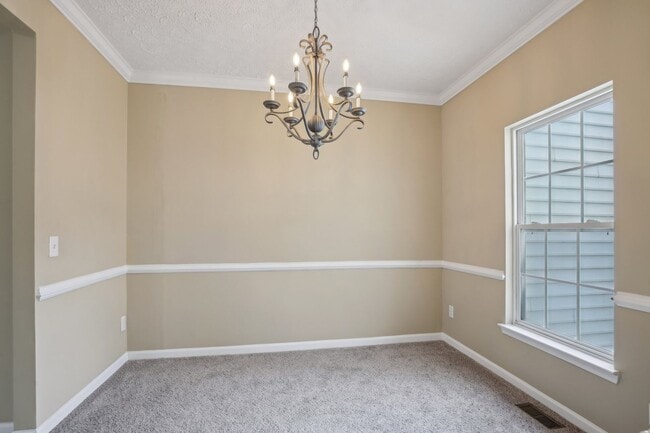 Building Photo - 7841 Heaton Way