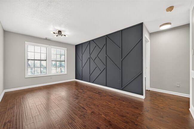 Building Photo - 6419 Paso Del Sol Dr