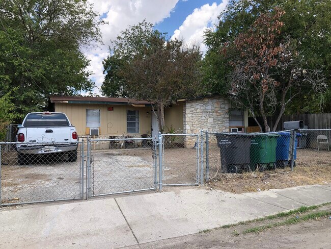 Primary Photo - 375 Dorie St