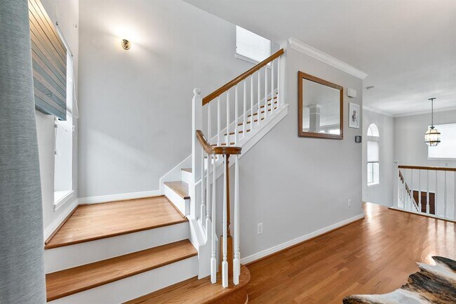 Building Photo - 1708 Wilson St