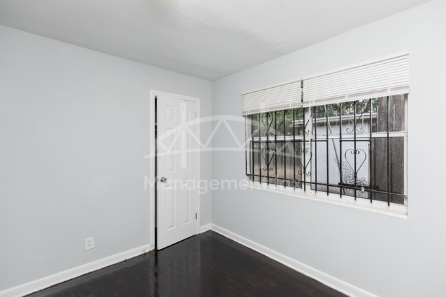 Building Photo - 1839 W 30th St