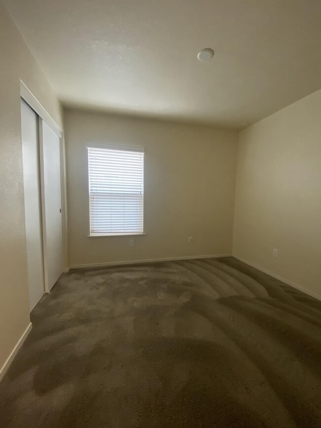 Building Photo - 9397 Collier Ct