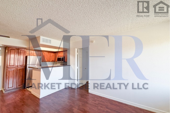 Building Photo - 2Bed/2Bath Apt at Greenway/35th Ave! Move-In Ready on 08/06/2026!