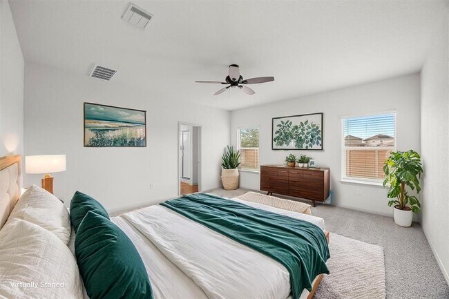 Building Photo - 356 Shiner Ln