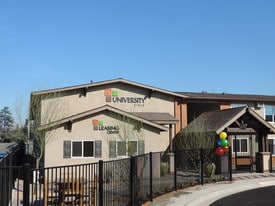 Building Photo - University Place