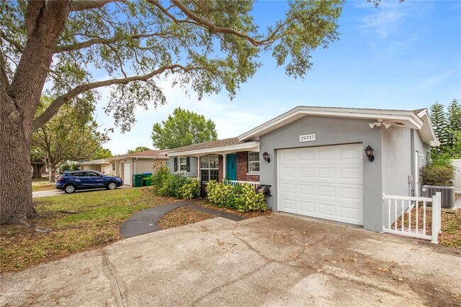 Primary Photo - 29737 Seacol St