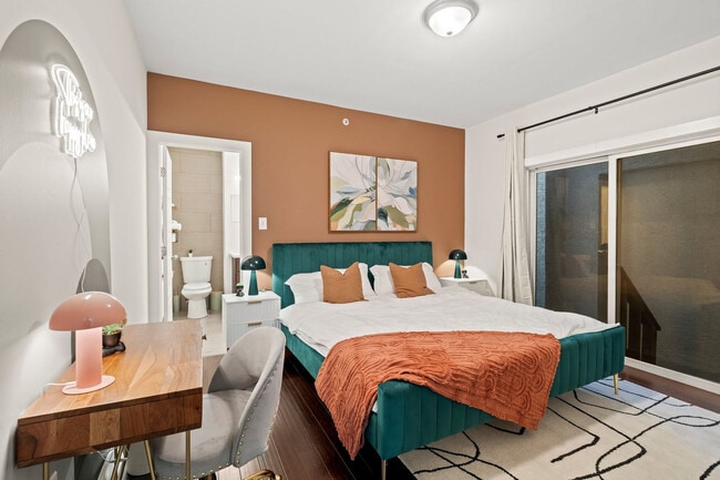 Building Photo - 826 N Broad St