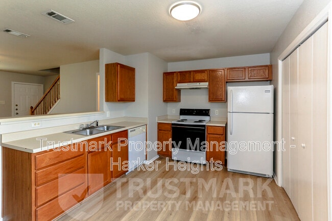 Building Photo - 1604 Inca Dr