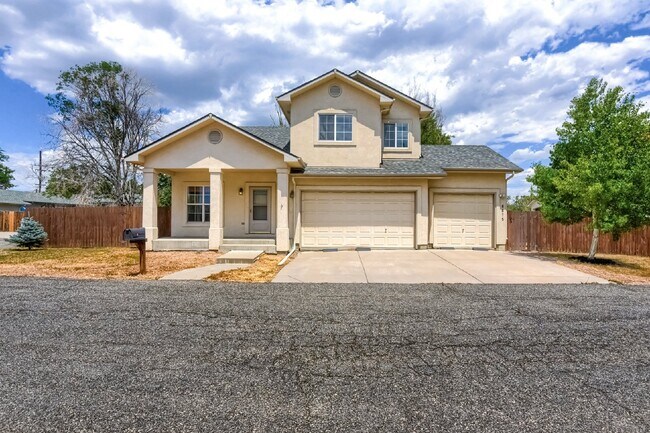 Primary Photo - 4-Bed Arvada Home w/ Bedroom & Full Bathro...