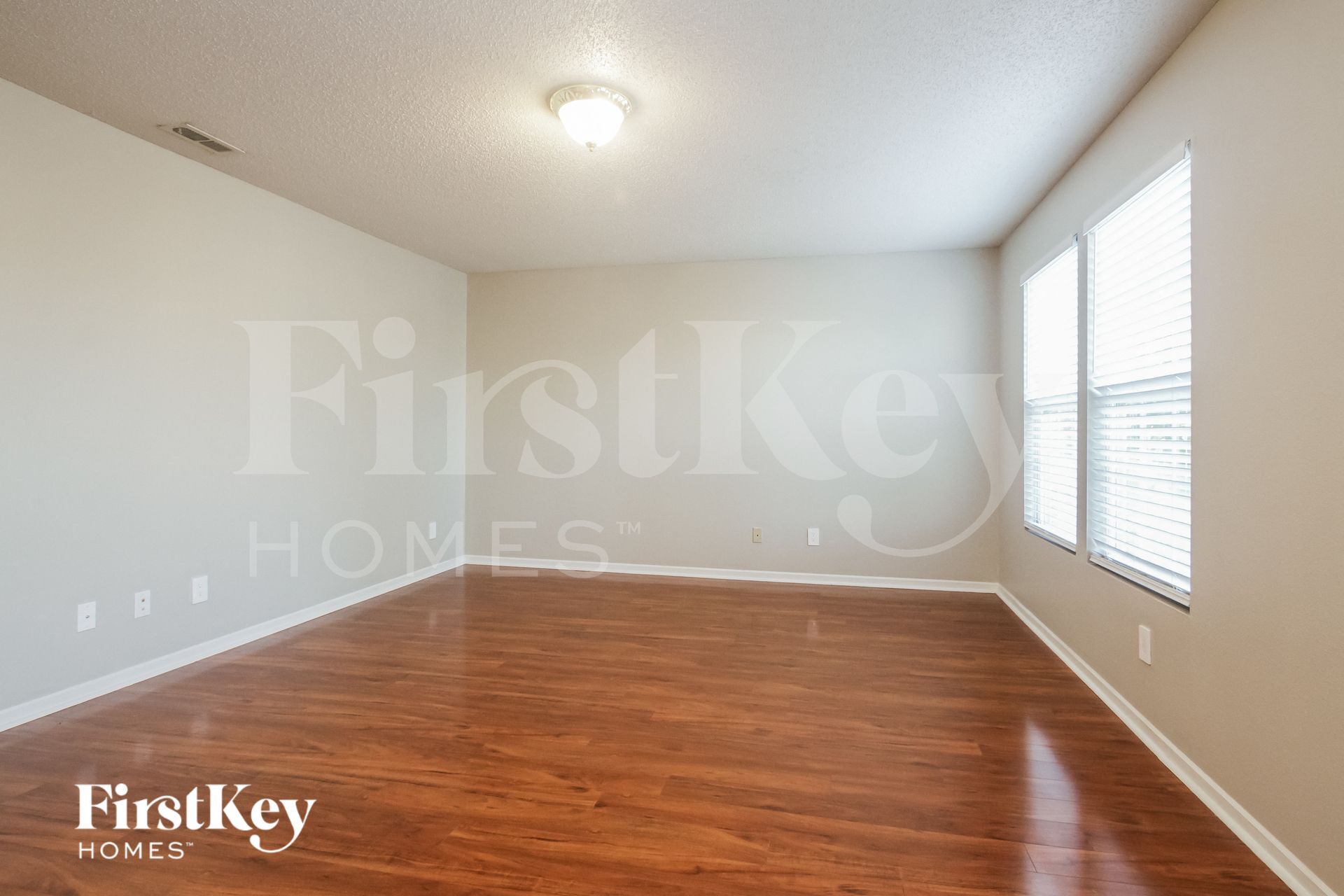 Building Photo - 945 Brookhaven Dr