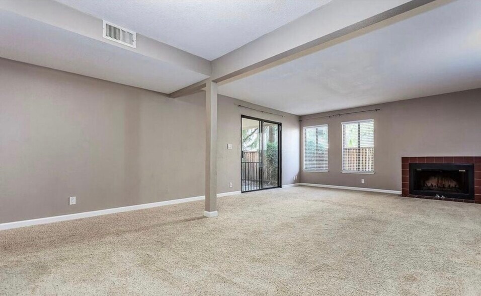 Building Photo - 1670 Clayton Rd