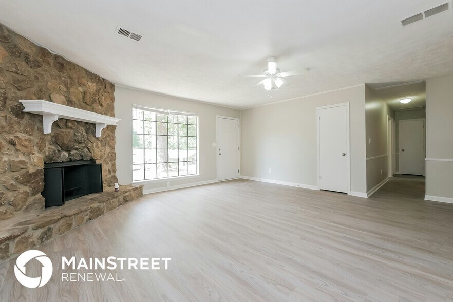 Building Photo - 8236 Greenmar Way