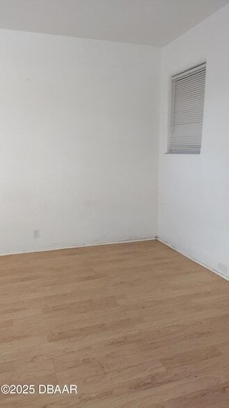 Building Photo - 5018 S Ridgewood Ave