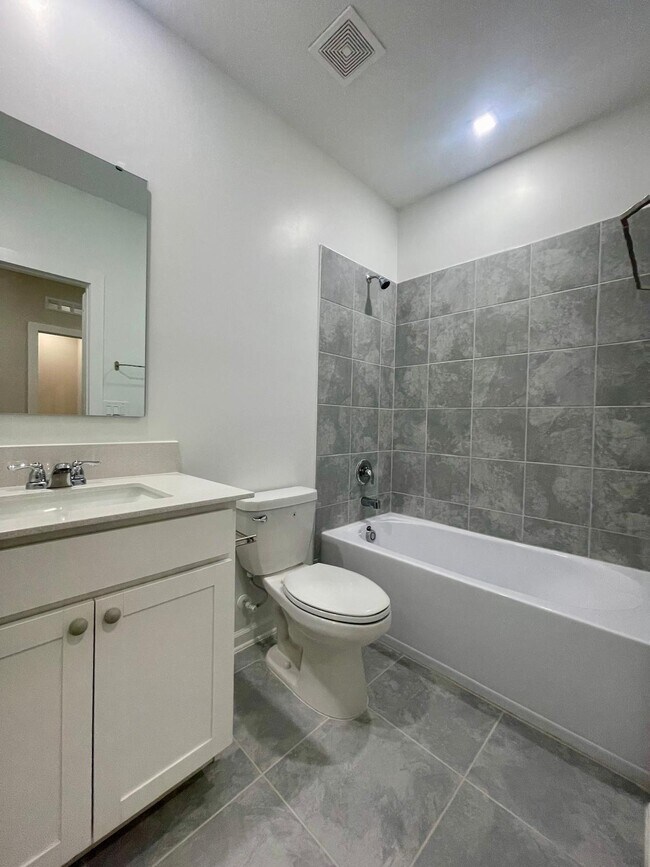 Building Photo - 6159 Park Promenade Way