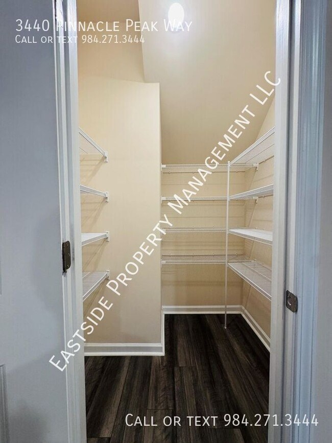 Building Photo - 3440 Pinnacle Peak Dr