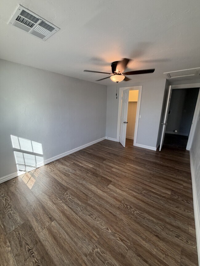 Building Photo - 4769 SE 27th St