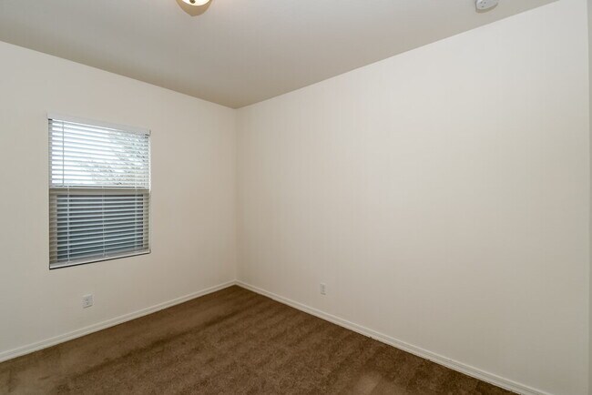 Building Photo - 480 W White Sands Dr