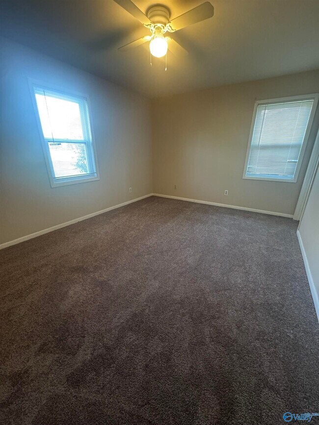 Building Photo - 3918 Binderton Pl SW