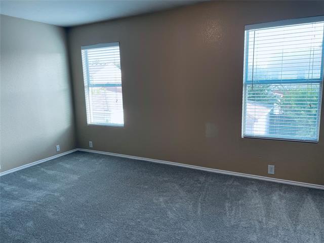 Building Photo - 2641 Tilden Dr