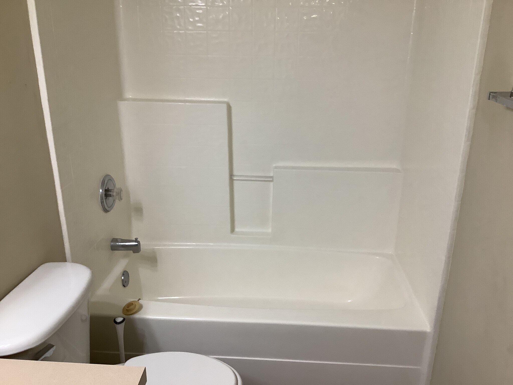 Building Photo - 432 Laurel Hill Cir