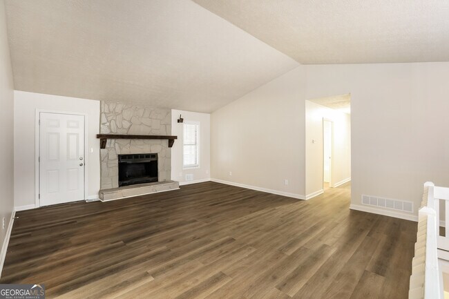 Building Photo - 4771 N Springs Rd NW