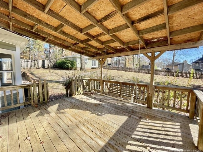 Building Photo - 360 Bahama Loop
