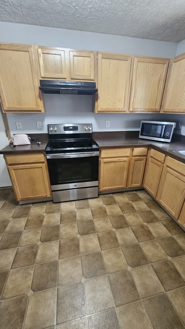Building Photo - 5700 Galveston Dr