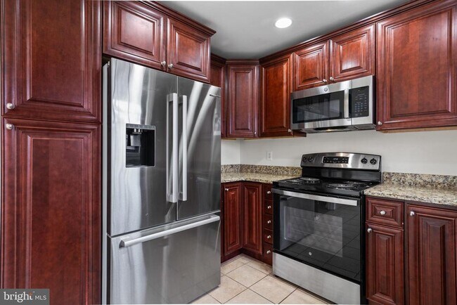 Building Photo - 5412 Wycklow Ct