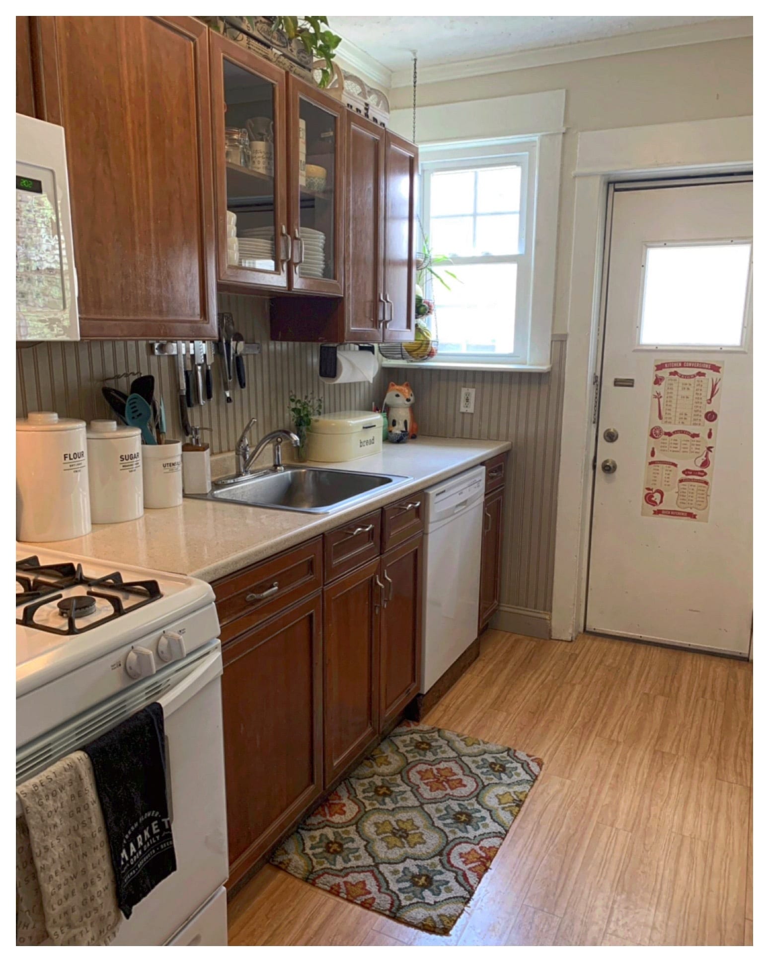 Kitchen - 113 Edison Ave